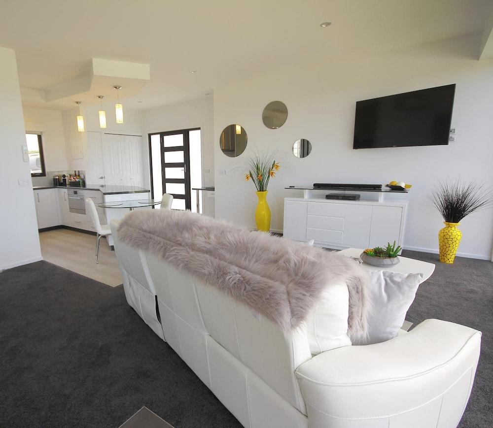 Horizon Deluxe Apartments Stanley Eksteriør bilde