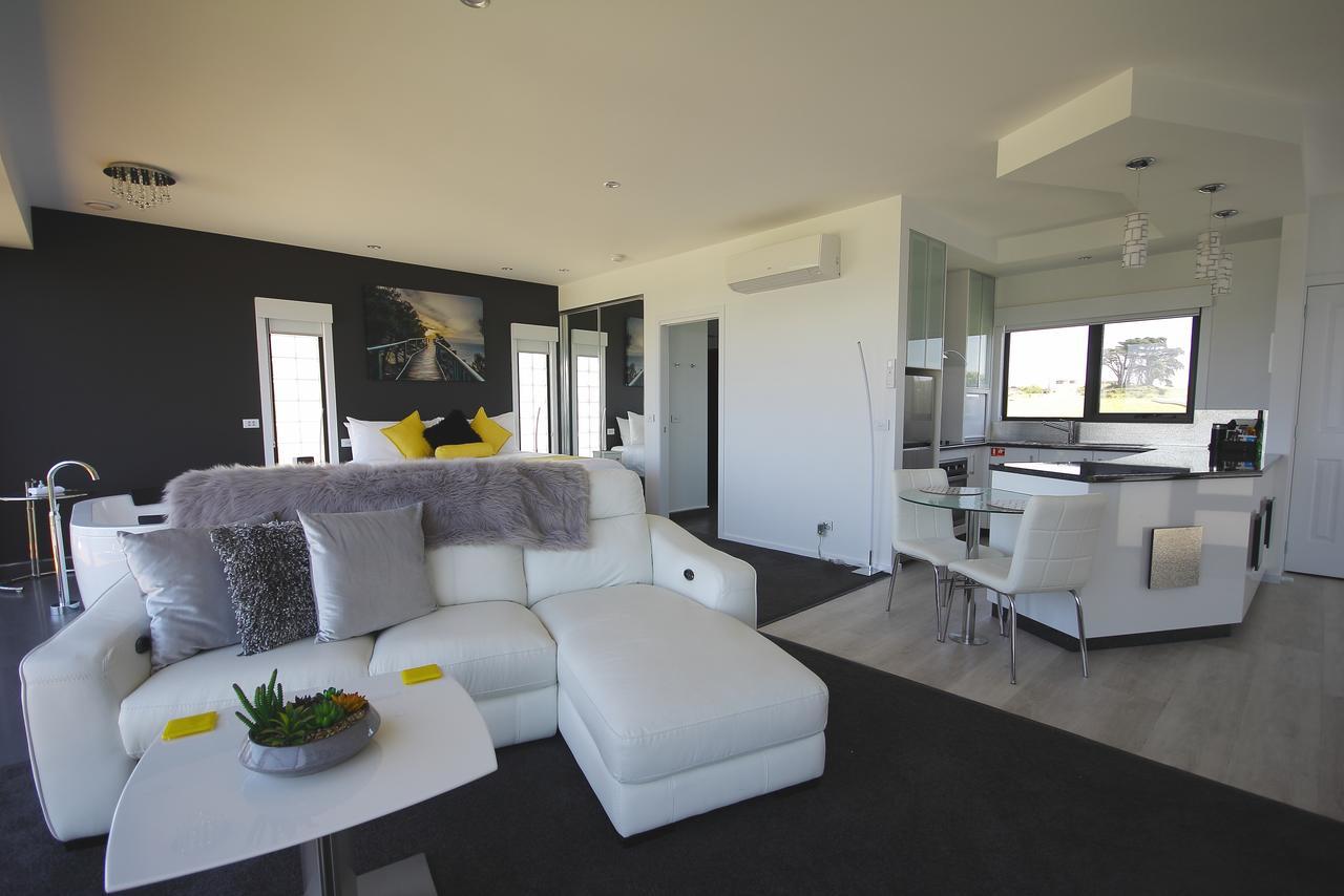 Horizon Deluxe Apartments Stanley Eksteriør bilde